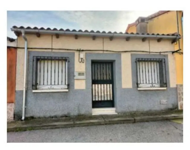 Subasta de solar en Ventas De San Julian (las) el 30 de marzo de 2026