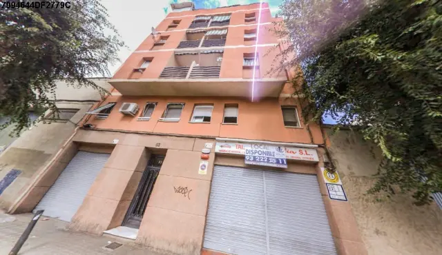 Subasta de local comercial en L'hospitalet De Llobregat el 23 de marzo de 2026