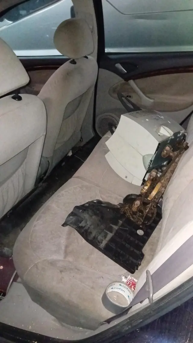 Subasta de turismos Citroen C5 2.0 el 20 de abril de 2026