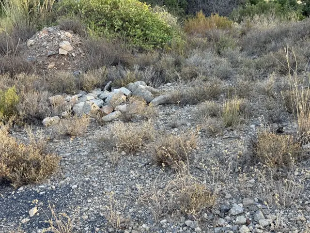 Subasta de solar en Velez De Benaudalla el 30 de marzo de 2026