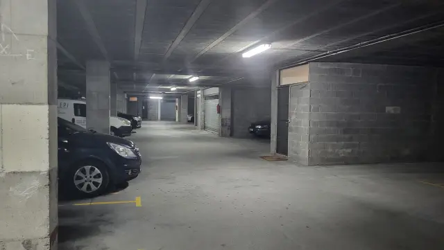 Subasta de garaje en Santiago De Compostela el 6 de abril de 2026