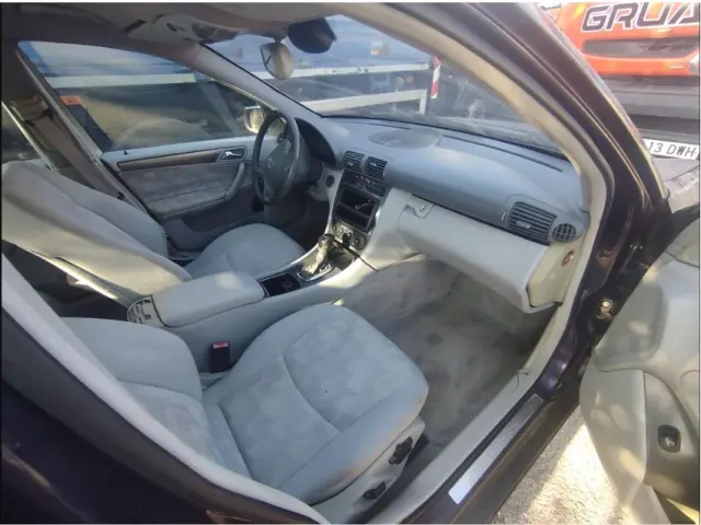 Subasta de turismos Mercedes-benz C 220 Cdi el 13 de abril de 2026