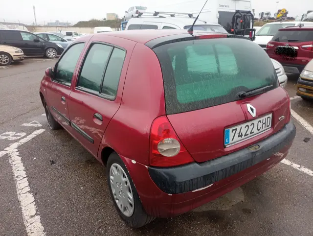 Subasta de turismos Renault Clio el 23 de marzo de 2026