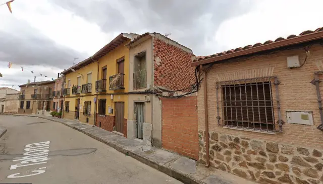 Subasta de vivienda en Dosbarrios el 31 de marzo de 2026