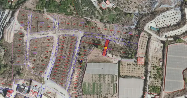 Subasta de solar en Velez De Benaudalla el 30 de marzo de 2026