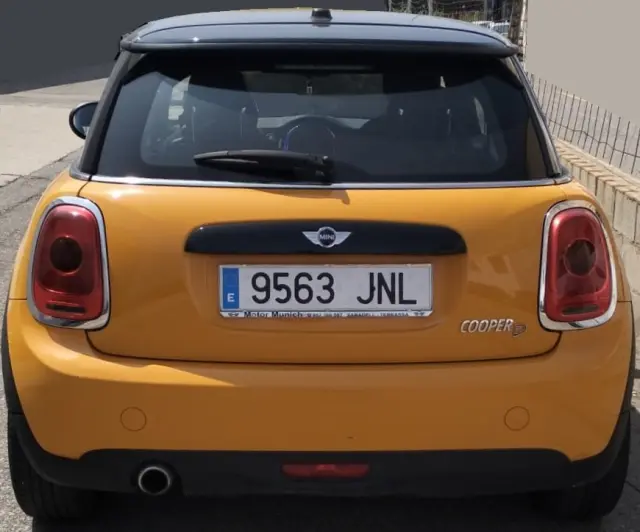 Subasta de turismos Mini Cooper D el 13 de abril de 2026