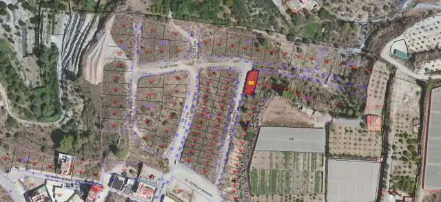 Subasta de solar en Velez De Benaudalla el 30 de marzo de 2026