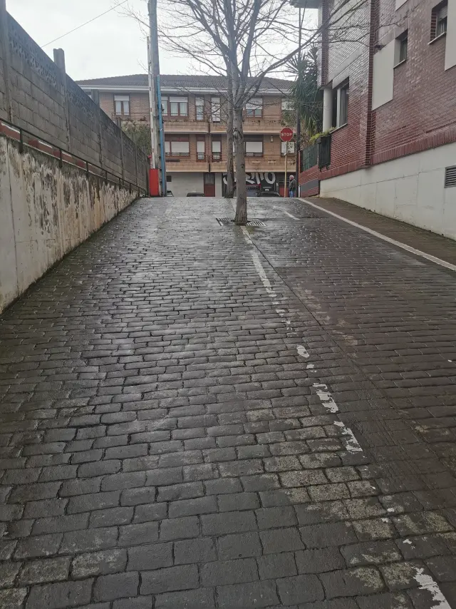 Subasta de garaje en Torrelavega el 30 de marzo de 2026