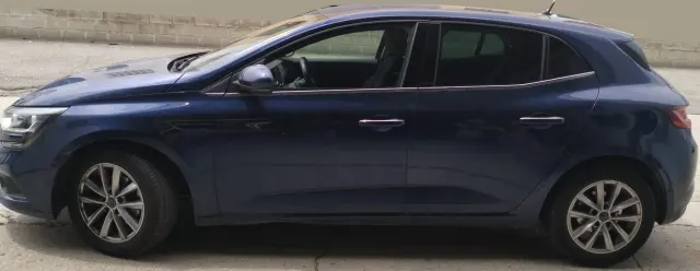 Subasta de turismos Renault Megane el 13 de abril de 2026