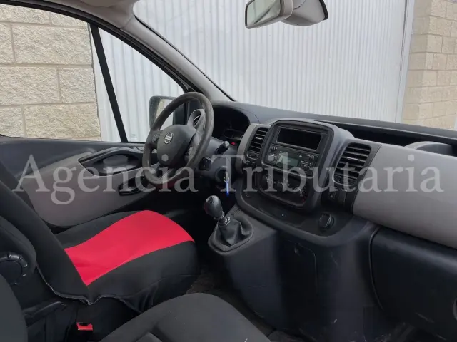 Subasta de industriales Nissan Nissan Nv300 el 6 de abril de 2026