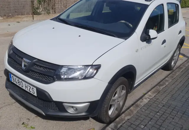 Subasta de turismos Dacia Sandero el 13 de abril de 2026