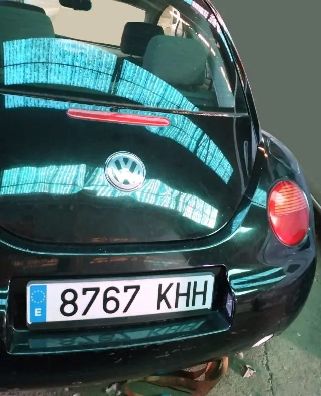 Subasta de turismos Volkswagen New Beetle el 13 de abril de 2026