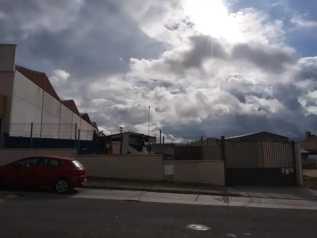 Subasta de solar en Baena el 9 de abril de 2026