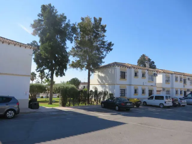 Subasta de vivienda en San Miguel De Salinas el 13 de abril de 2026