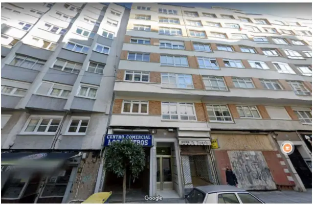 Subasta de vivienda en A Coruña el 23 de marzo de 2026