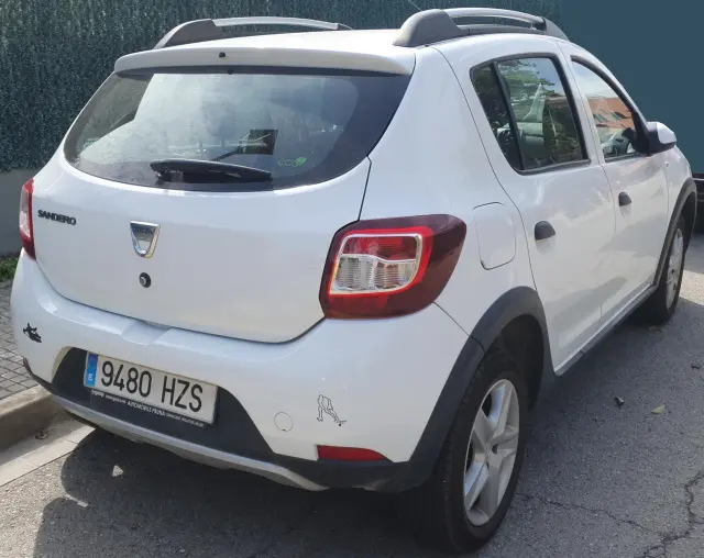 Subasta de turismos Dacia Sandero el 13 de abril de 2026