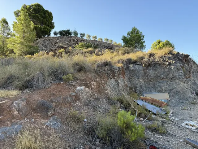 Subasta de solar en Velez De Benaudalla el 30 de marzo de 2026