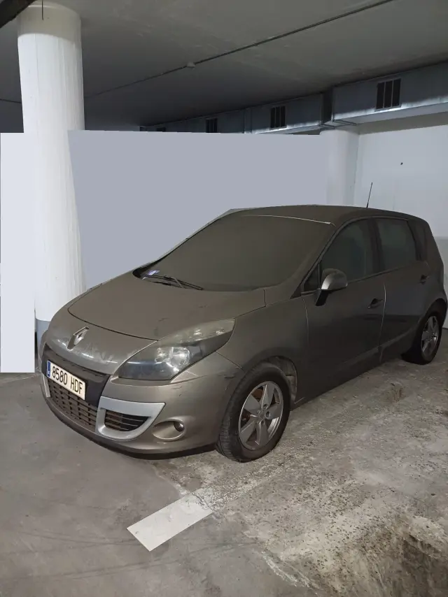 Subasta de turismos Renault Megane Scenic el 13 de abril de 2026