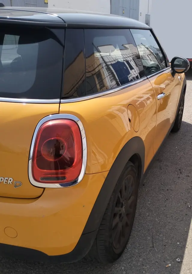 Subasta de turismos Mini Cooper D el 13 de abril de 2026