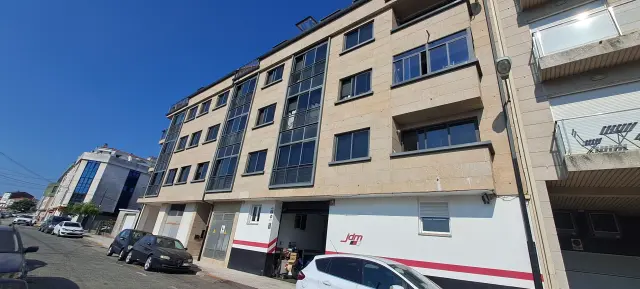 Subasta de garaje en Boiro el 6 de abril de 2026