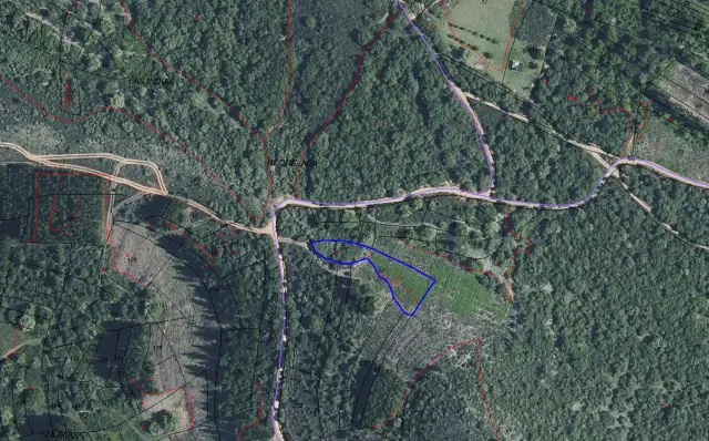 Subasta de finca rústica en Vega De Espinareda el 30 de marzo de 2026