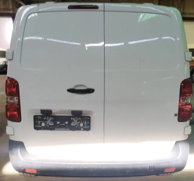 Subasta de turismos Opel Vivaro el 13 de abril de 2026