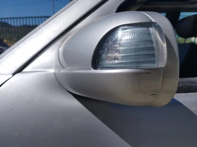 Subasta de turismos Mercedes E 270 el 20 de abril de 2026