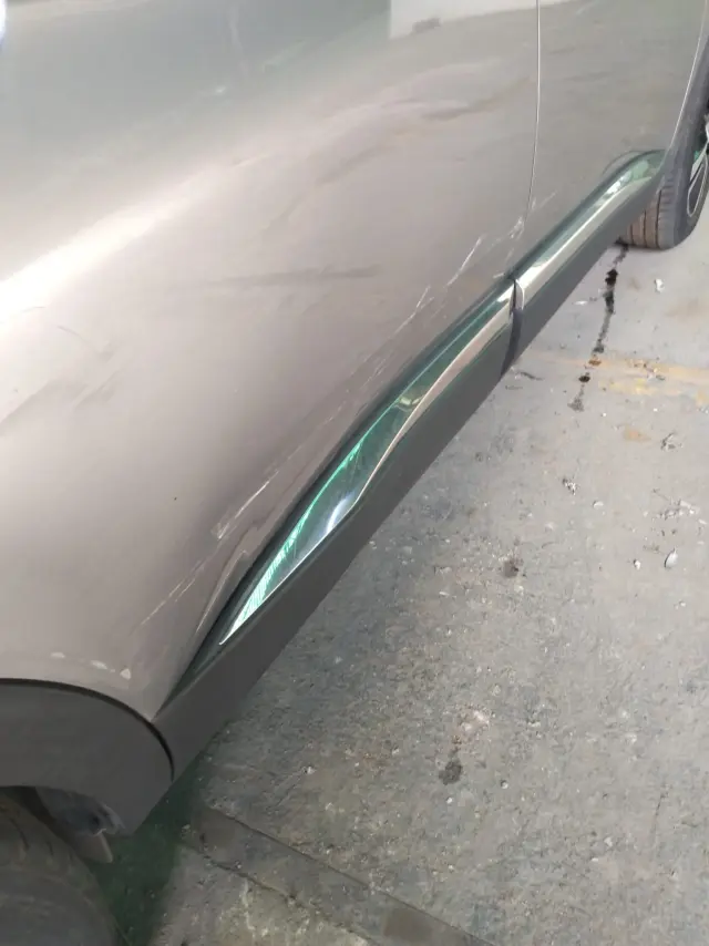 Subasta de turismos Peugeot N5008 Allure 1.5l Blue el 13 de abril de 2026