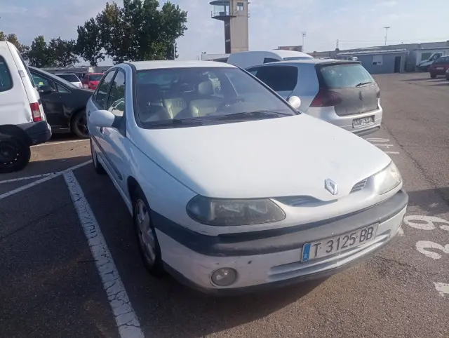 Subasta de turismos Renault Laguna el 23 de marzo de 2026