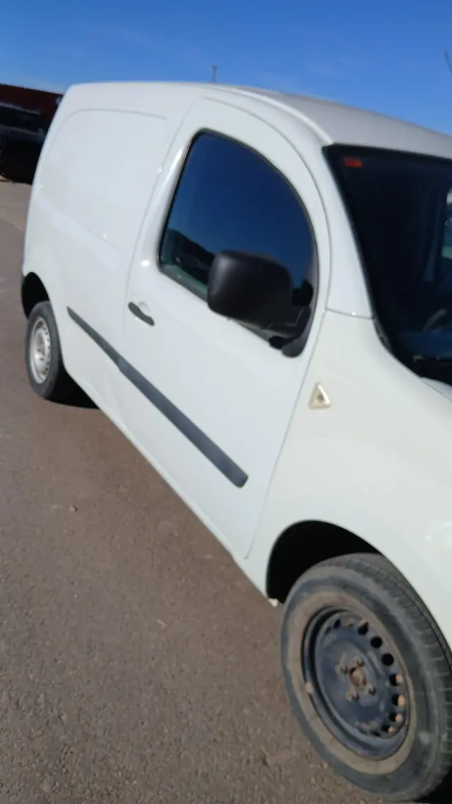 Subasta de otros Renault Kangoo el 6 de abril de 2026