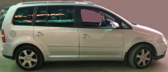 Subasta de turismos Volkswagen Touran el 13 de abril de 2026