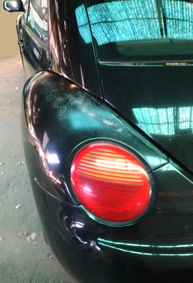 Subasta de turismos Volkswagen New Beetle el 13 de abril de 2026