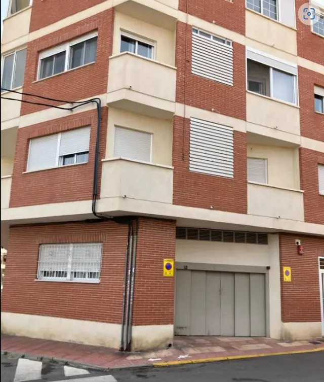 Subasta de garaje en El Campello el 23 de marzo de 2026