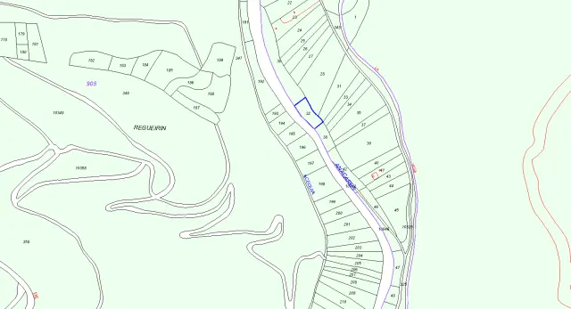 Subasta de finca rústica en Vega De Espinareda el 30 de marzo de 2026