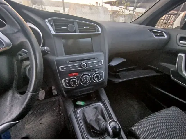 Subasta de turismos Nuevo Ds 4 Bluehdi 120 el 13 de abril de 2026