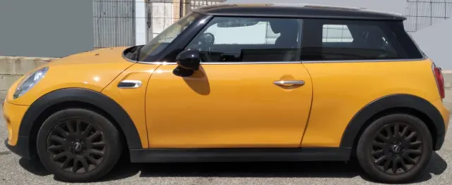 Subasta de turismos Mini Cooper D el 13 de abril de 2026