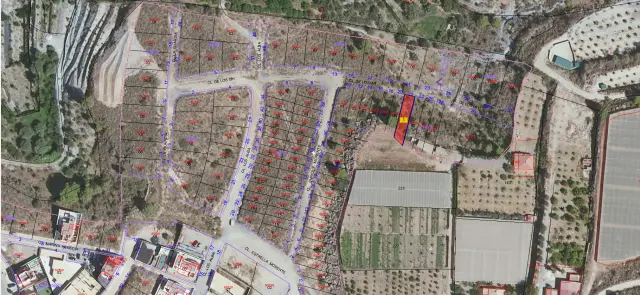 Subasta de solar en Velez De Benaudalla el 30 de marzo de 2026