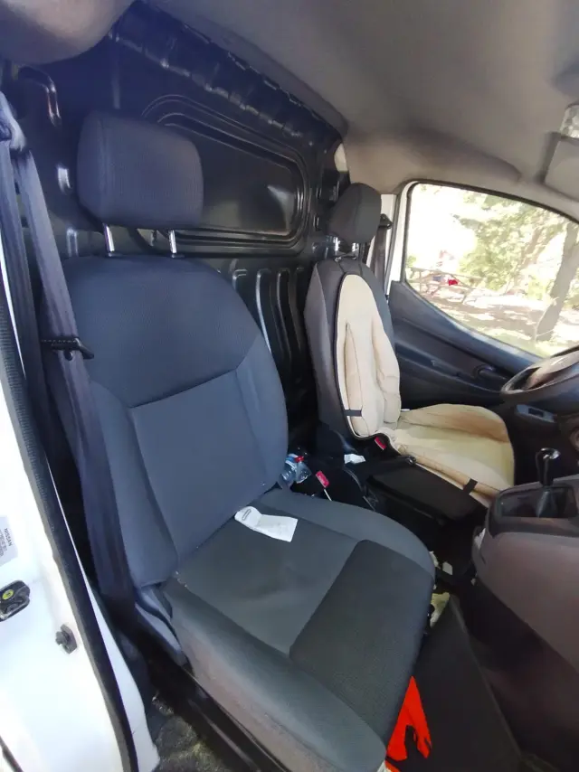 Subasta de turismos Nissan Nv200 el 13 de abril de 2026