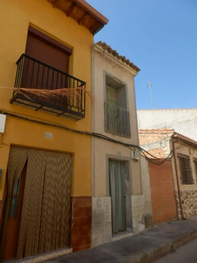 Subasta de vivienda en Dosbarrios el 31 de marzo de 2026