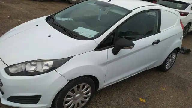 Subasta de turismos Ford Fiesta el 6 de abril de 2026