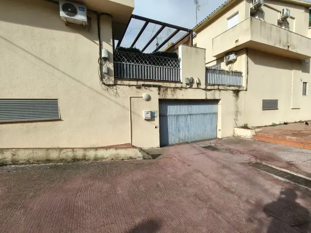 Subasta de garaje en Casarrubuelos el 23 de marzo de 2026