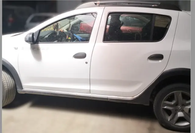 Subasta de turismos Dacia Sandero el 30 de marzo de 2026