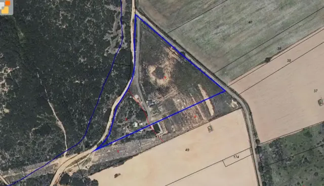 Subasta de finca rústica en Valdefresno el 23 de marzo de 2026