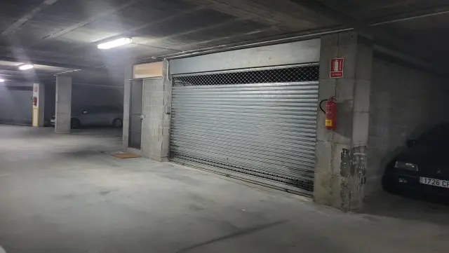 Subasta de garaje en Santiago De Compostela el 6 de abril de 2026