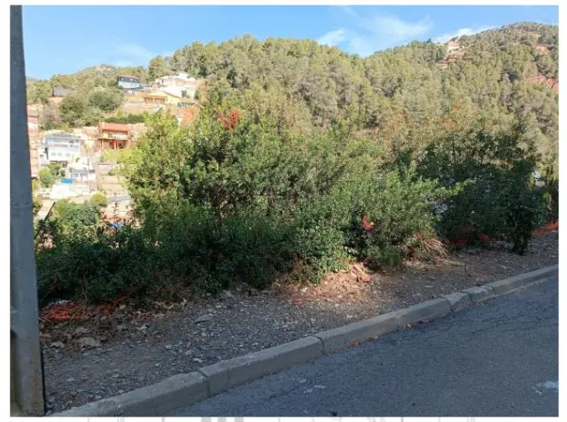 Subasta de solar en Corbera De Llobregat el 30 de marzo de 2026