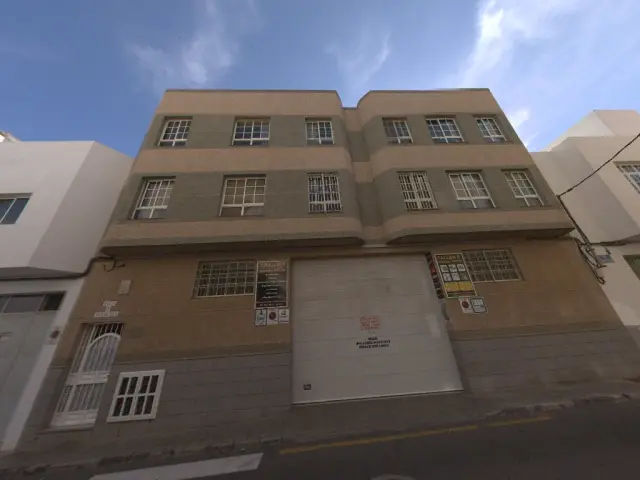 Subasta de vivienda en Santa Lucia el 16 de abril de 2026