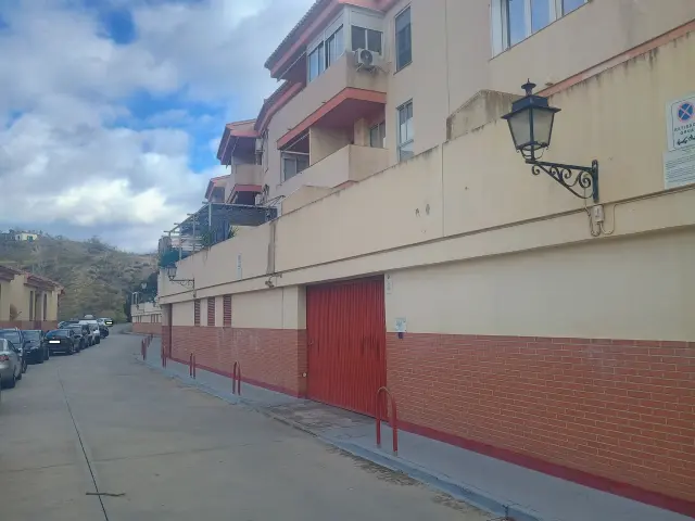 Subasta de garaje en Cenes De La Vega el 23 de marzo de 2026