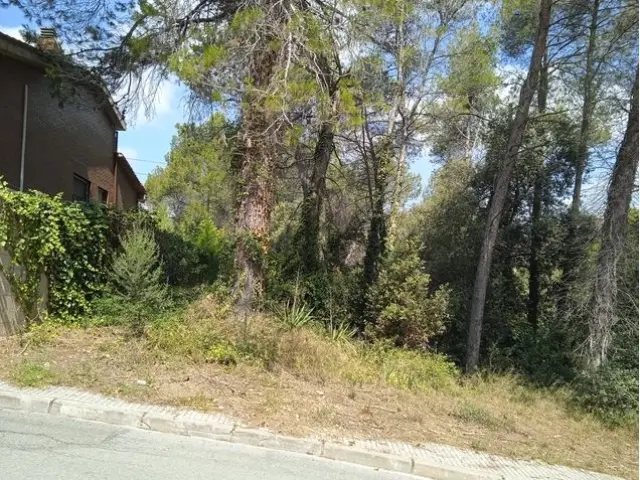 Subasta de solar en Terrassa el 23 de marzo de 2026