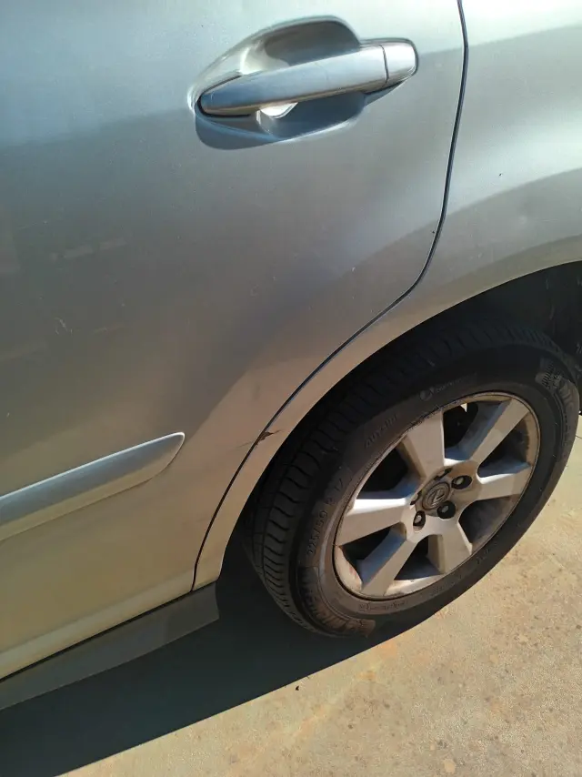 Subasta de turismos Lexus Lexus Rx300 el 30 de marzo de 2026