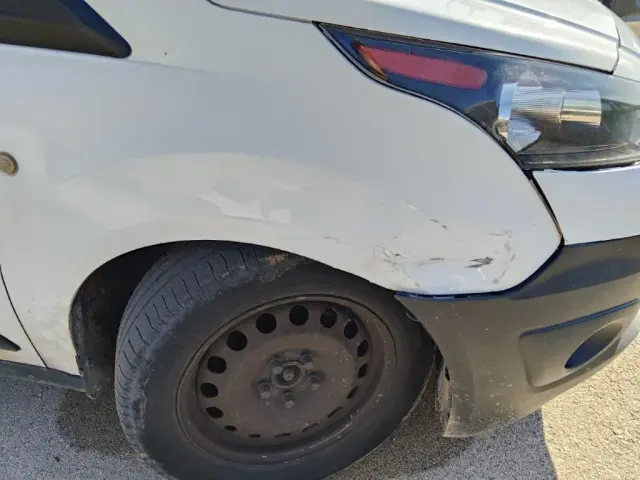 Subasta de turismos Ford Transit Connect el 6 de abril de 2026